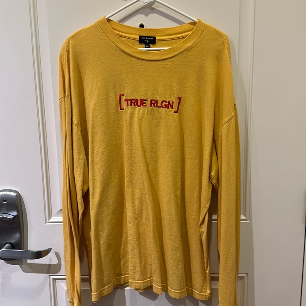 Long sleeve True Religion Shirt